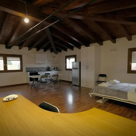 Mansarda Ai Ferrazzi Appartement Vicence